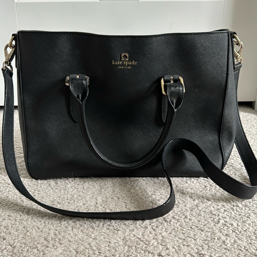 Kate Spade cross body mid-size bag